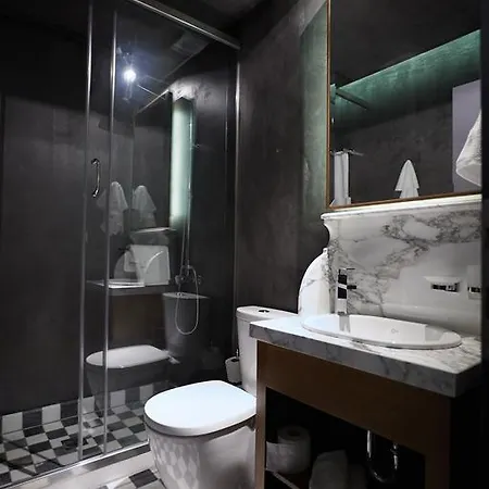 Hotel Veritas Boutique Art 4*