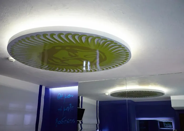 Veritas Boutique Art Hotel 4*